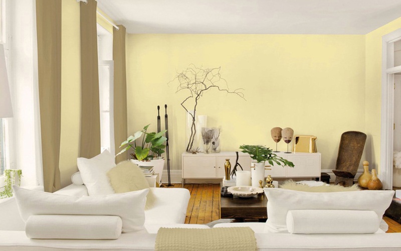 Chọn màu sơn và gián tường để tăng thêm không khí ấm áp trong ngôi nhà